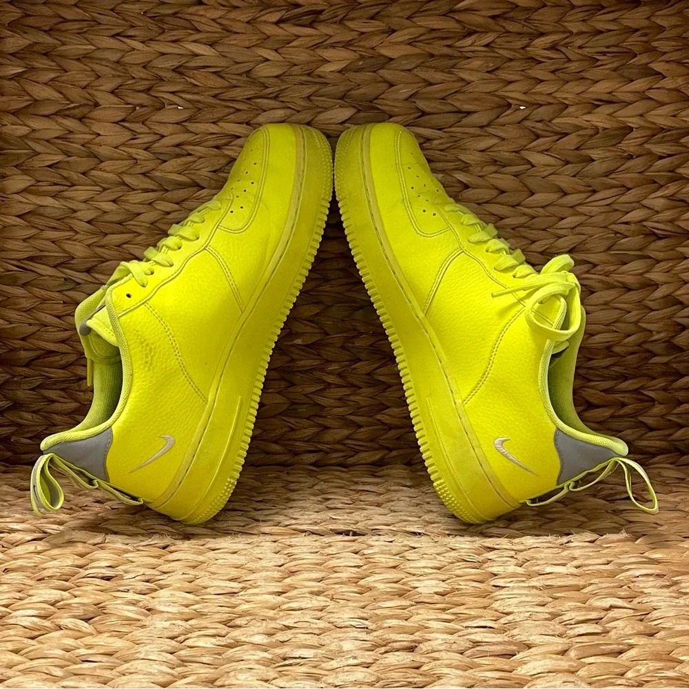 Nike Air Force 1 Utility Volt 2 Neon‎ Yellow Sneaker Shoes